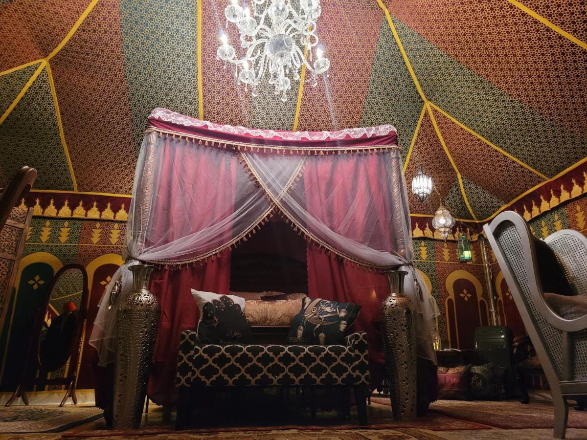 Magical Moroccan Tent With Pool Close To The Beach 포르 피어스 외부 사진